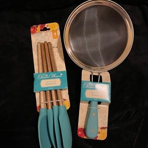 Pioneer Woman Utensils